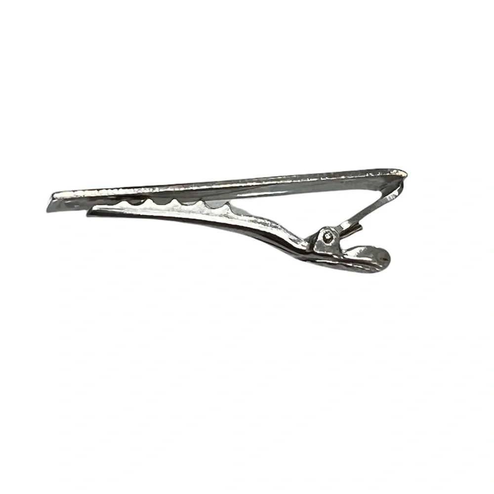 VINTAGE CUFFLINKS & MATCHING TIE CLIP SET - SILVER TONE WITH BLACKENED SWIRL